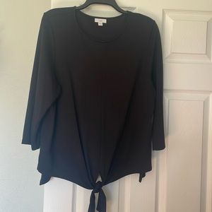J.Jill quality black scoop neck top with 3/4 sleeves and front tie detail.